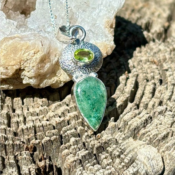 Adventurine & Peridot Necklace - Picture 8 of 15